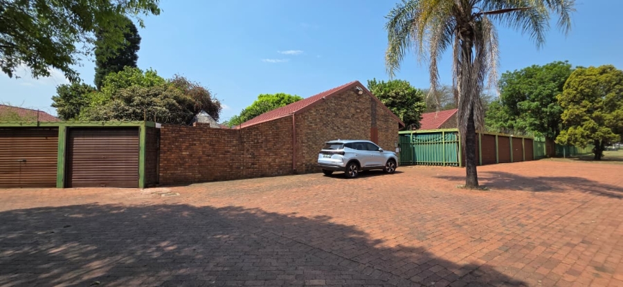 1 Bedroom Property for Sale in Meerhof North West